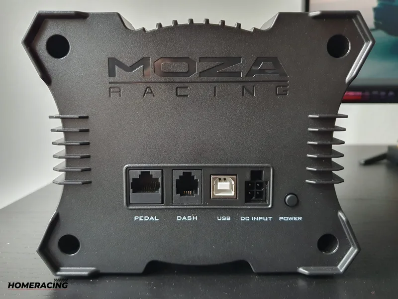 Moza-R5-connectique