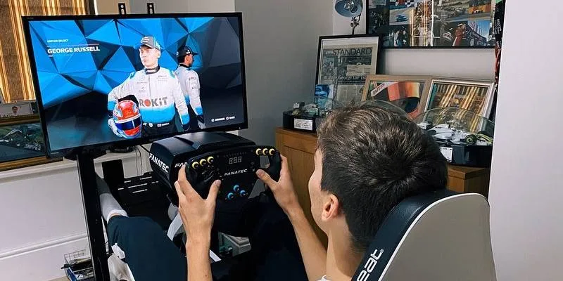 simracing george russell 2